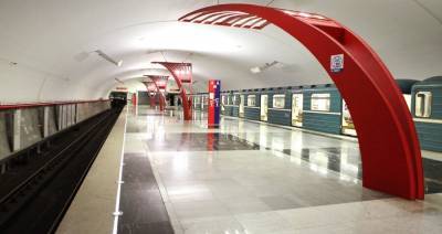 Станцию метро "Алма-Атинская" временно закрыли