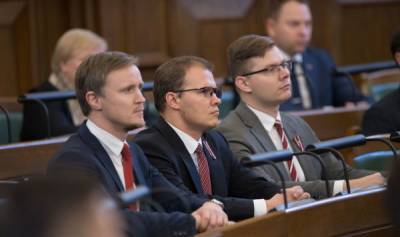 Как поправки к Конституции Латвии раскалывают коалицию