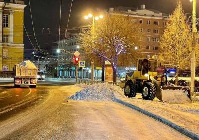 Улицы Рязани круглосуточно чистят от снега