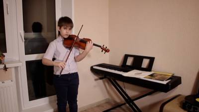 Денис Мацуев заступился за юного скрипача, возмутившего соседей.