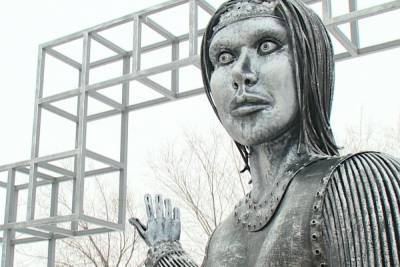 Памятник «Аленка» в Нововоронеже выставили на торги за миллион рублей