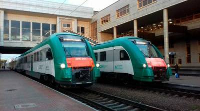 Более 15 тыс. пассажиров за первый месяц перевезли новые поезда Минск-Могилев и Минск-Пинск