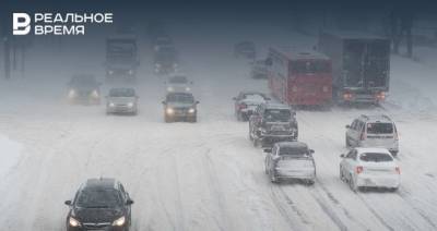 Последствия снегопада в Казани: мегапробки, массовые ДТП и рухнувшая иллюминация