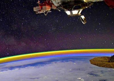 Российский космонавт показал северное сияние с борта МКС