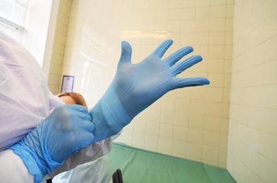 В Москве возбудили дело из-за 10 миллионов некачественных перчаток