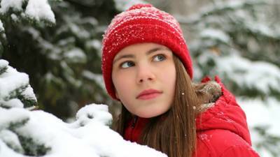 Нутрициолог рассказал россиянам, как защитить кожу от сильных морозов