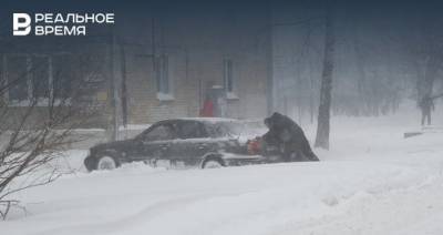ГИБДД Татарстана попросила автомобилистов не выезжать за город из-за предстоящей метели