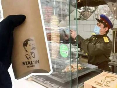 В Москве продолжается скандал вокруг фастфуда с портретом Сталина
