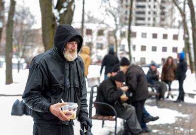 Согреют и накормят: до конца зимы в Минске будет проходить городская профилактическая акция «Социальный патруль»