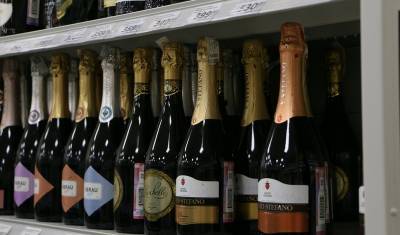 В правительстве легализацию онлайн-продажи алкоголя объявили неактуальной