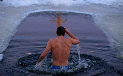 Спасатели перечислили разрешенные для крещенского купания места Ленобласти