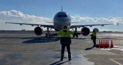 Авиакомпания "Россия" возобновила полеты из Петербурга в Ереван