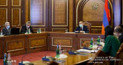 Пашинян обсудил с правительством стратегию экономики Армении с 2022 по 2024 годы