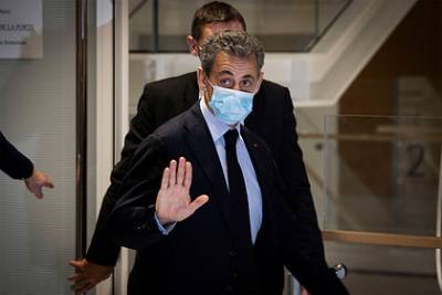 Против Саркози завели связанное с Россией дело
