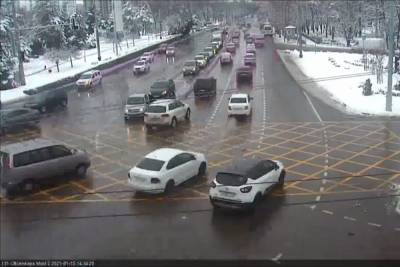 Основные магистрали Краснодара очищены от снега