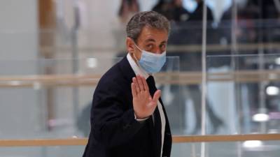 Во Франции прокуратура проверяет получение Саркози денег из России