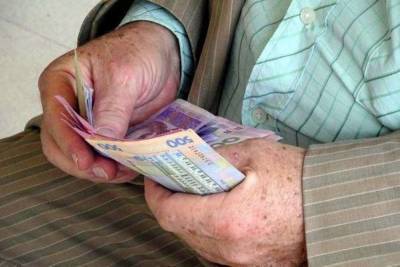 Сколько в Украине «богатеньких» пенсионеров?