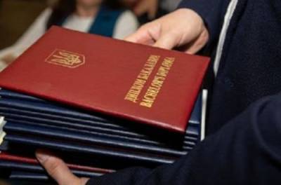 «Красных дипломов» больше не будет: к чему готовиться украинцам