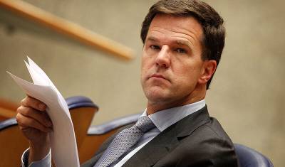Правительство Нидерландов ушло в отставку после скандала с детскими выплатами