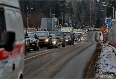 Внимательность и осторожность: автомобилистов предупредили об аномально холодных выходных в Ленобласти