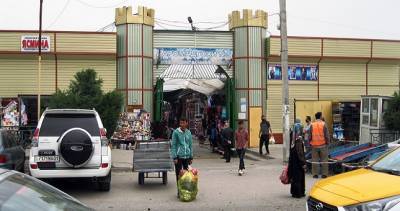 В Душанбе реконструируют крупнейший рынок Таджикистана "Корвон"