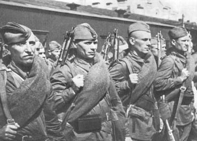 Царская армия или советские войска: кто успешней воевал с немцами