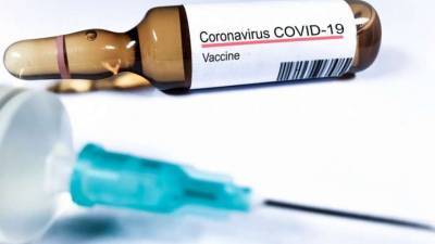 В Литве 79 врачей заразились COVID-19 после прививки Pfizer