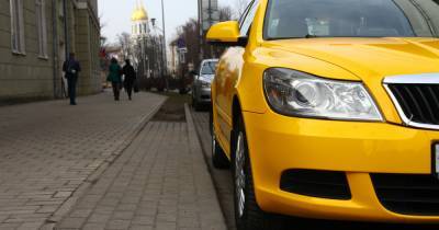 В России поездки на такси подорожали на 50-70% к концу года