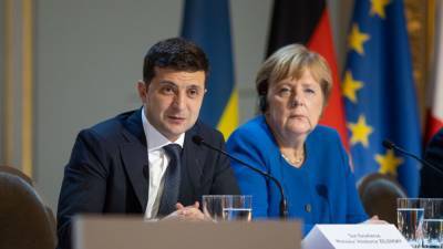 Меркель и Зеленский обсудили реализацию Минских соглашений
