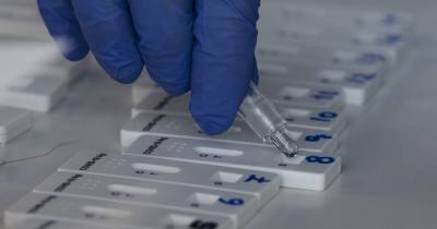 Морозы коронавирусу не страшны: эксперты развеяли мифы и дали советы