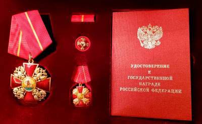 Путин наградил Рафика Нишанова орденом Александра Невского