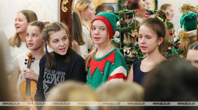 ФОТОФАКТ: В Бресте в рамках выставки "Рождественский вертеп" состоялось мероприятие "Батлейка"