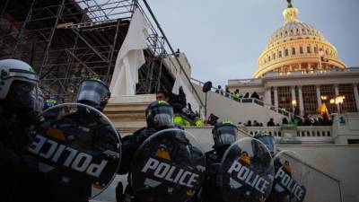 Минюст США начнет внутреннюю проверку из-за протестов в Вашингтоне