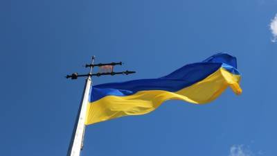 Власти Украины отказались от продления жесткого карантина в стране