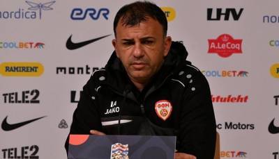 Соперник Украины на Евро-2020 Северная Македония продлила контракт с тренером