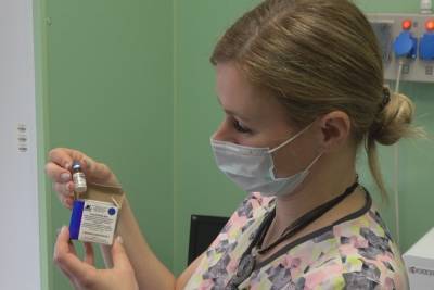 Петербуржцы рассказали о проблемах при отправке данных о вакцинации в госуслуги