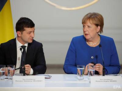 Меркель и Зеленский договорились активизировать работу в нормандском формате