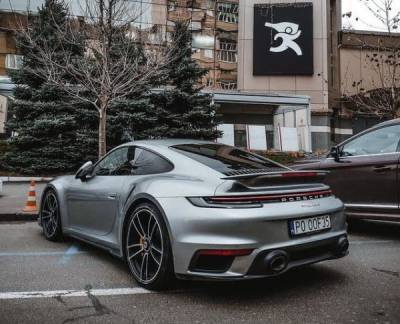В Украине засветился новый суперкар Porsche на европейской регистрации