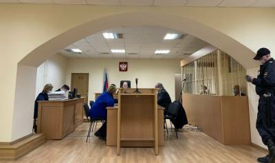 Петербургского миллиардера Александра Сабадаша отпустили под домашний арест