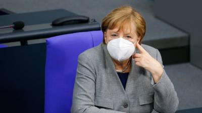 Меркель назвала пандемию сложнейшим вызовом за годы работы канцлером