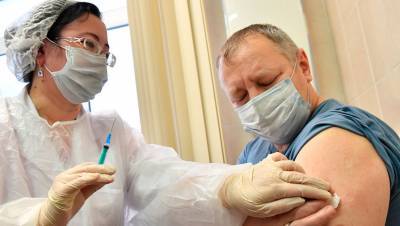 Москва расширяет список граждан, которые могут привиться от коронавируса