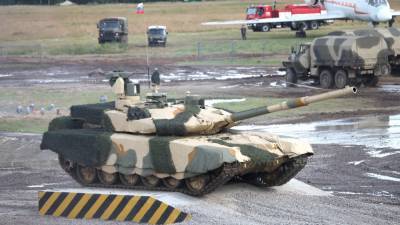 СМИ стали известны подробности испытаний новейшего танка Т-90М