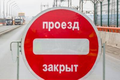 На пяти федеральных трассах в Ленобласти ограничено движение 16 января
