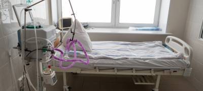 Пожилая женщина умерла в Карелии от пневмонии при отрицательном тесте на COVID-19