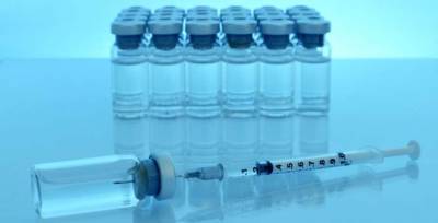 Компания Pfizer сократит поставки вакцины в Европу