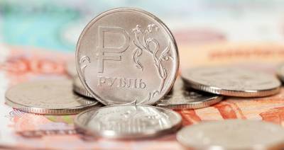 Эксперт рассказал о благоприятном прогнозе для курса рубля на ближайшие месяцы
