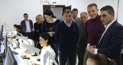Министр экономики Армении обсудил с ювелирами планы по развитию сферы