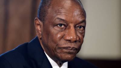 Президент Гвинеи прошел вакцинацию «Спутником V»