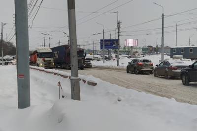 Из-за сломавшегося автобуса в Дашково-Песочне образовался затор