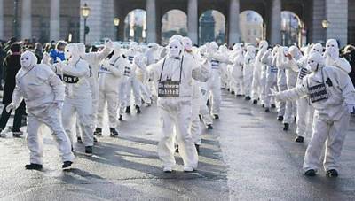В Вене десятки тысяч противников коронавирусных ограничений вышли на демонстрацию